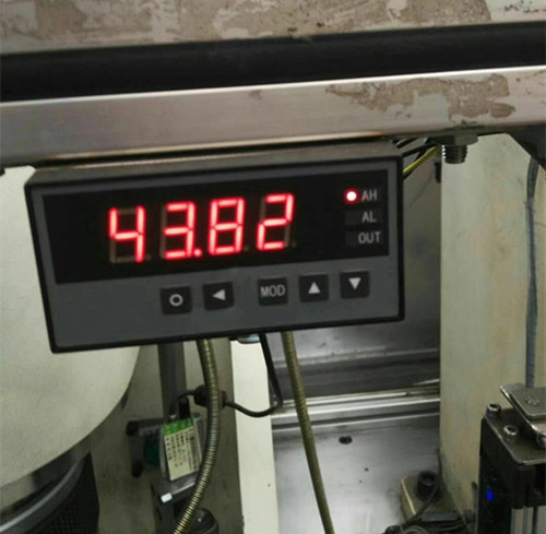 �^�����ģ�M��̖λ���ٶ��p�@�������� 